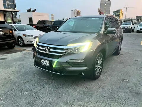 Honda Pilot Touring usado (2016) color Gris Oscuro precio $498,000