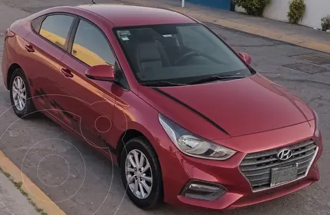 Hyundai Accent Sedan GL Mid usado (2018) color Rojo precio $172,000