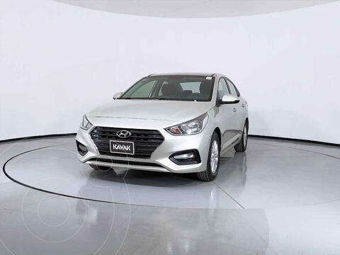 Hyundai Accent Sedan GL Mid Aut usado (2018) color Dorado precio $246,999
