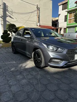 Hyundai Accent Sedan GL Mid usado (2018) color Gris precio $175,000