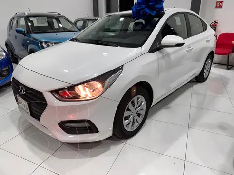 Hyundai Accent Sedan GL Aut usado (2019) color Blanco precio $255,000