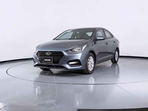 Hyundai Accent Sedan GL Mid Aut usado (2018) color Gris precio $244,999