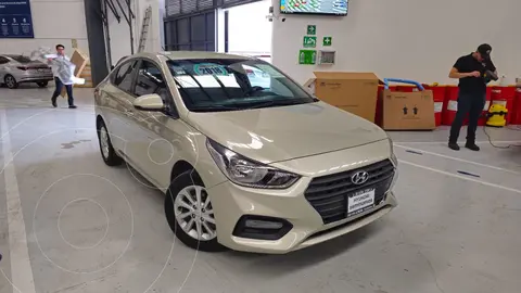 Hyundai Accent Sedan GL Mid Aut usado (2018) color caf precio $205,900