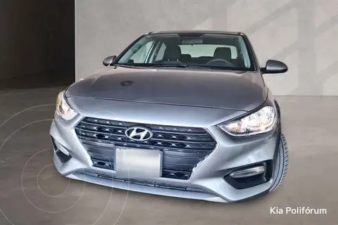 Hyundai Accent Sedan MID Aut usado (2022) color Gris precio $259,000
