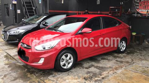Hyundai Accent Sedan 1.4L GLS usado (2015) color Rojo Vivo precio u$s11,500