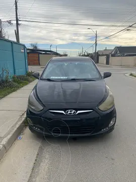 Hyundai Accent 1.6 GL Diesel Ac usado (2012) color Negro precio $4.500.000