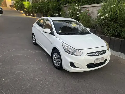 Hyundai Accent 1.4 GL Ac usado (2016) color Blanco precio $6.800.000