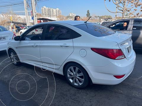 foto Hyundai Accent 1.4 GL Ac usado (2017) color Blanco precio $9.500.000