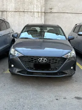 Hyundai Accent 1.4 GL Ac Plus usado (2022) color Gris Carbono precio $13.100.000