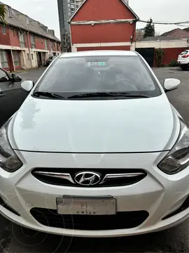 Hyundai Accent 1.4 GL usado (2012) color Blanco precio $5.000.000