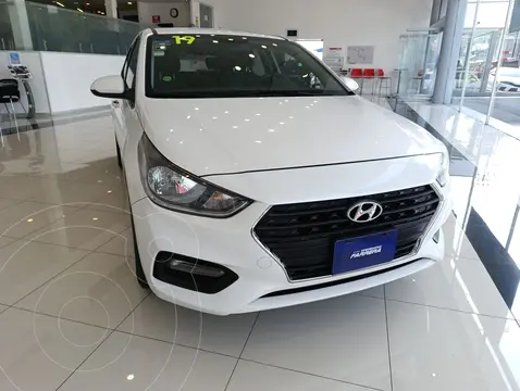 Hyundai Accent HB GL Mid usado (2019) color Blanco financiado en mensualidades(enganche $58,035 mensualidades desde $4,814)