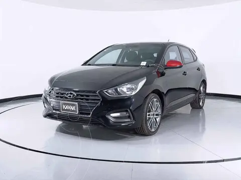 Hyundai Accent HB GL Aut usado (2019) color Negro precio $243,999
