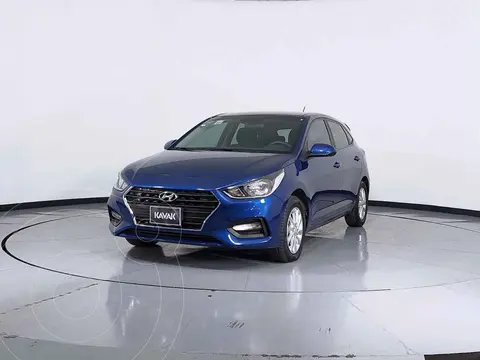 Hyundai Accent MID Aut usado (2021) color Azul precio $296,999