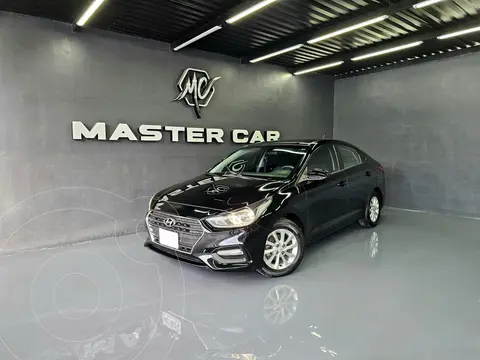 Hyundai Accent HB GL Mid Aut usado (2018) color Negro precio $209,000