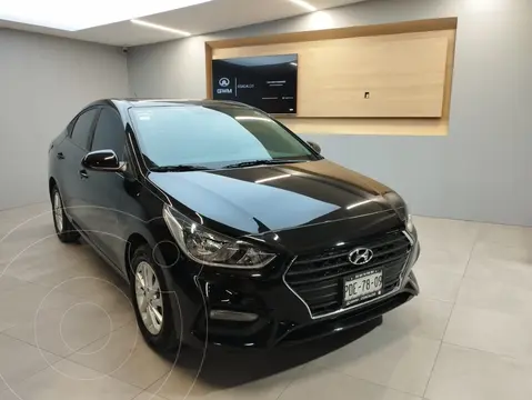 Hyundai Accent MID Aut usado (2022) color Negro precio $235,000