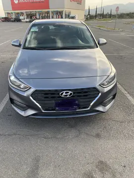Hyundai Accent GLS Aut usado (2020) color Gris precio $195,000