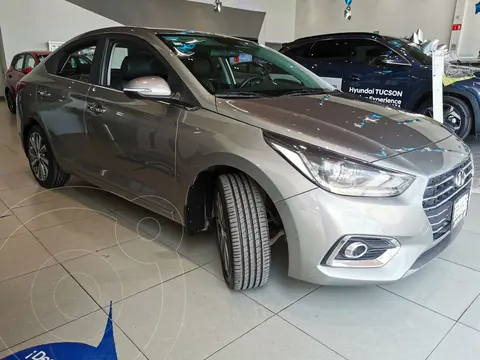 Hyundai Accent GLS Aut usado (2022) color Gris financiado en mensualidades(enganche $82,500 mensualidades desde $7,296)