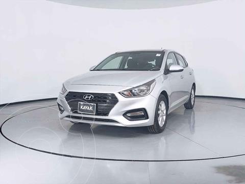 Hyundai Accent HB GL Mid usado (2020) color Plata precio $279,999