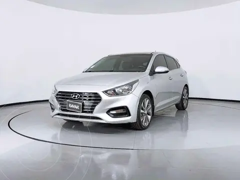 Hyundai Accent HB GLS Aut usado (2018) color Plata precio $252,999