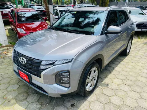 Hyundai Creta GLS Premium usado (2024) color Plata financiado en mensualidades(enganche $112,069 mensualidades desde $9,954)