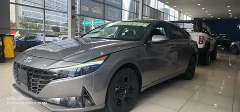 Hyundai Elantra Hibrido GLS Premium usado (2023) color Plata precio $389,999