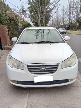 Hyundai Elantra GLS 1.6 Full usado (2007) color Blanco precio $3.200.000