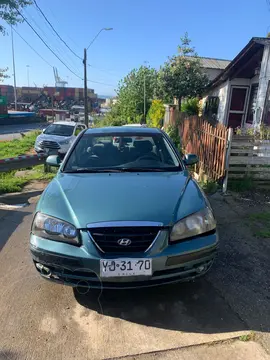 Hyundai Elantra 1.6 GLS usado (2005) color Verde precio $2.200.000