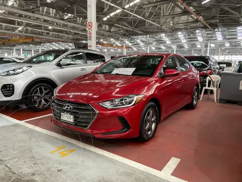 Hyundai Elantra GLS usado (2018) color Rojo financiado en mensualidades(enganche $56,000 mensualidades desde $6,000)