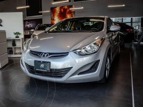 Hyundai Elantra GLS Premium Aut usado (2016) color plateado precio $219,900