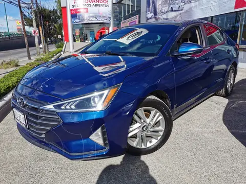Hyundai Elantra GLS Premium Aut usado (2018) color Azul financiado en mensualidades(enganche $78,750 mensualidades desde $7,938)