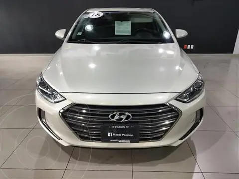 Hyundai Elantra Limited Tech Navi Aut usado (2018) color Beige financiado en mensualidades(enganche $56,000 mensualidades desde $5,460)