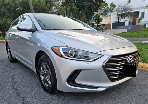 Hyundai Elantra GLS Premium Aut usado (2018) color Plata precio $218,000