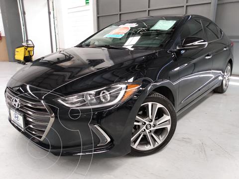 Hyundai Elantra Limited Tech Navi usado (2017) color Negro precio $236,900