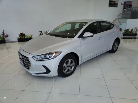 Hyundai Elantra GLS usado (2017) precio $245,000