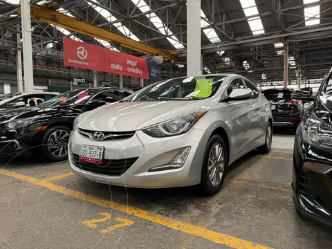 Hyundai Elantra GLS Premium Aut usado (2016) color Plata financiado en mensualidades(enganche $43,700 mensualidades desde $4,000)