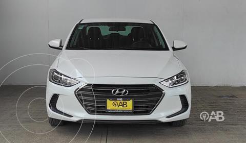 Hyundai Elantra GLS usado (2018) color Blanco precio $210,000