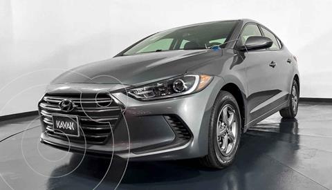 foto Hyundai Elantra GLS Aut usado (2018) color Gris precio $242,999