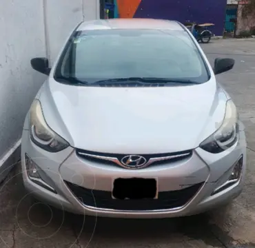 Hyundai Elantra GLS Premium usado (2015) color Plata precio $210,000