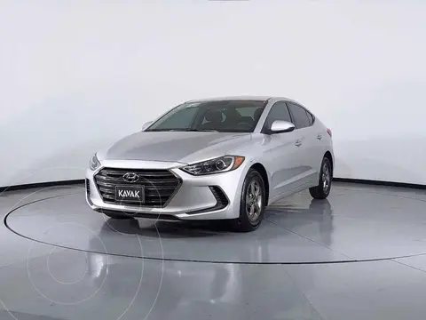 Hyundai Elantra GLS Aut usado (2018) color Plata precio $276,999