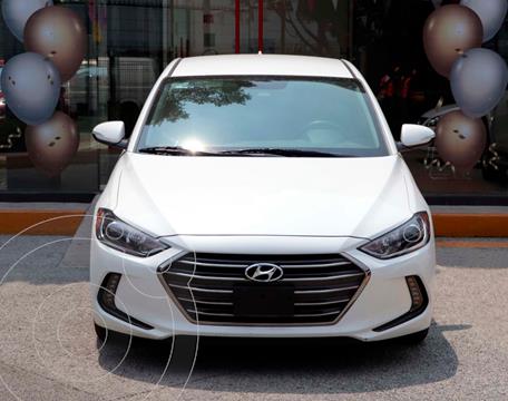 foto Hyundai Elantra GLS Premium usado (2018) color Blanco precio $249,900