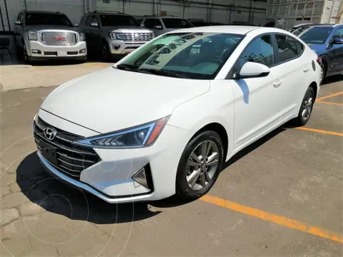 Hyundai Elantra GLS usado (2019) color Blanco precio $269,000
