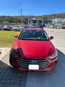 Hyundai Elantra GLS Aut usado (2018) color Rojo precio $210,000