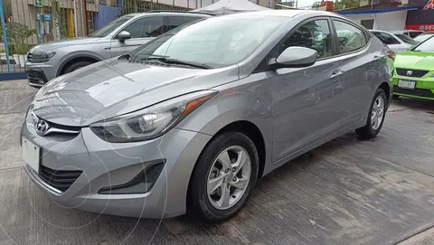 Hyundai Elantra GLS usado (2016) color Plata precio $175,500