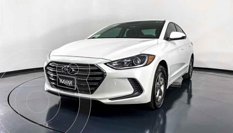 foto Hyundai Elantra GLS Aut usado (2018) color Blanco precio $239,999