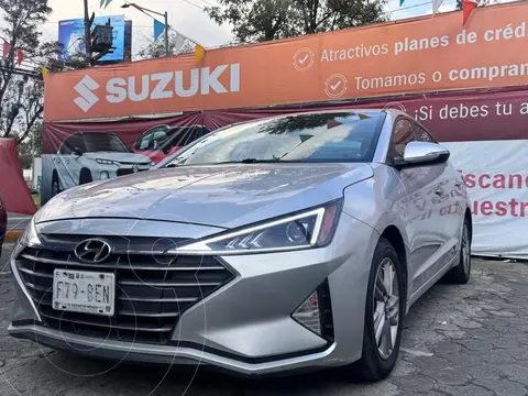 Hyundai Elantra GLS Premium Aut usado (2019) color plateado precio $230,000