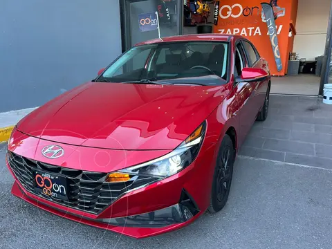 Hyundai Elantra GLS Premium IVT usado (2023) color Rojo financiado en mensualidades(enganche $92,378 mensualidades desde $7,064)