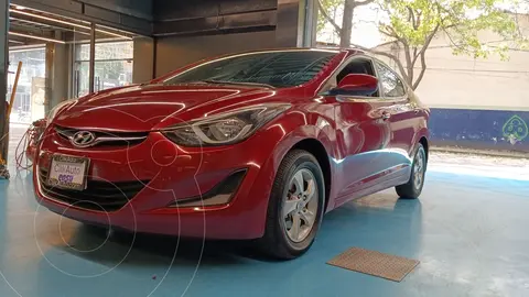 Hyundai Elantra GLS Premium Aut usado (2016) color Rojo precio $193,000