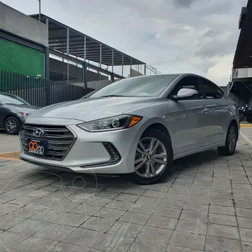 Hyundai Elantra GLS Premium Aut usado (2017) color plateado precio $255,000