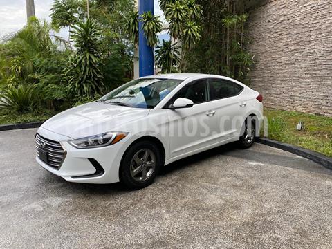 foto Hyundai Elantra GLS usado (2018) color Blanco precio $239,000