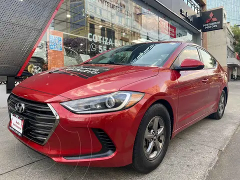 Hyundai Elantra GLS usado (2017) color Rojo precio $225,000